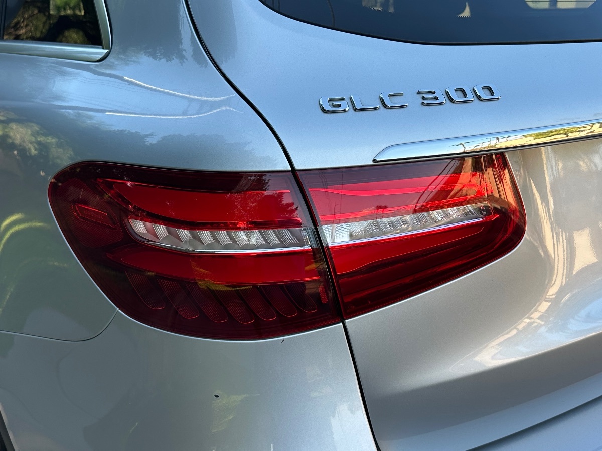 2018 Mercedes Benz GLC 300 4MATIC photo 46