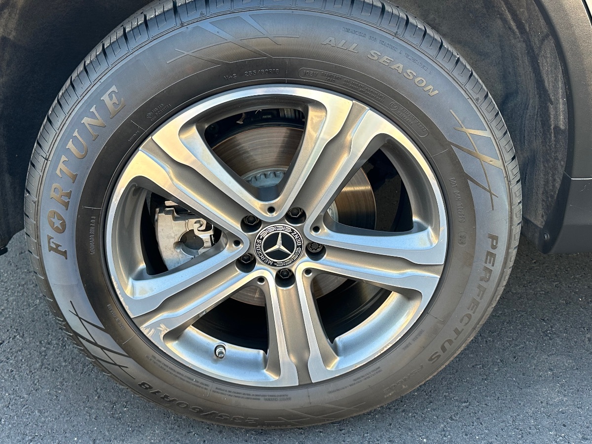 2018 Mercedes Benz GLC 300 4MATIC photo 49