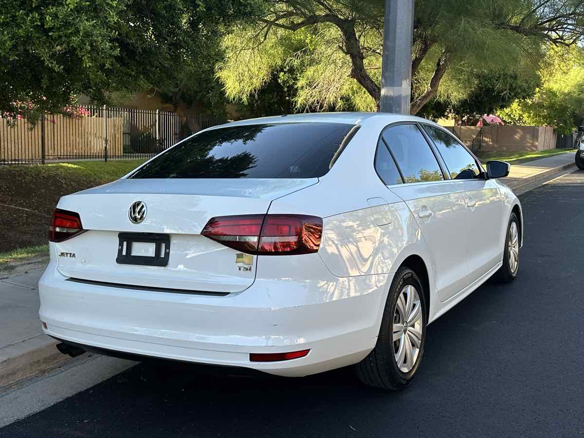 2017 Volkswagen Jetta 1.4T S photo 6