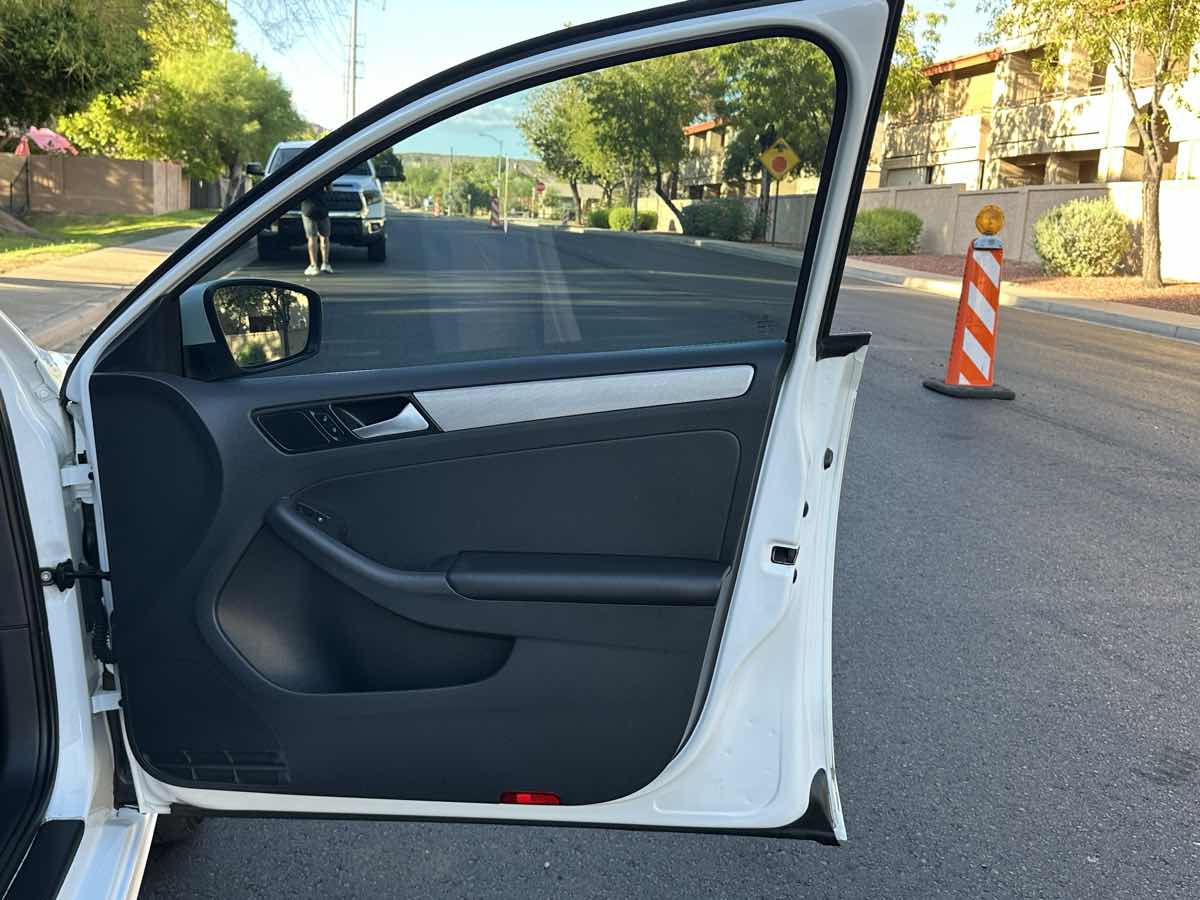 2017 Volkswagen Jetta 1.4T S photo 36