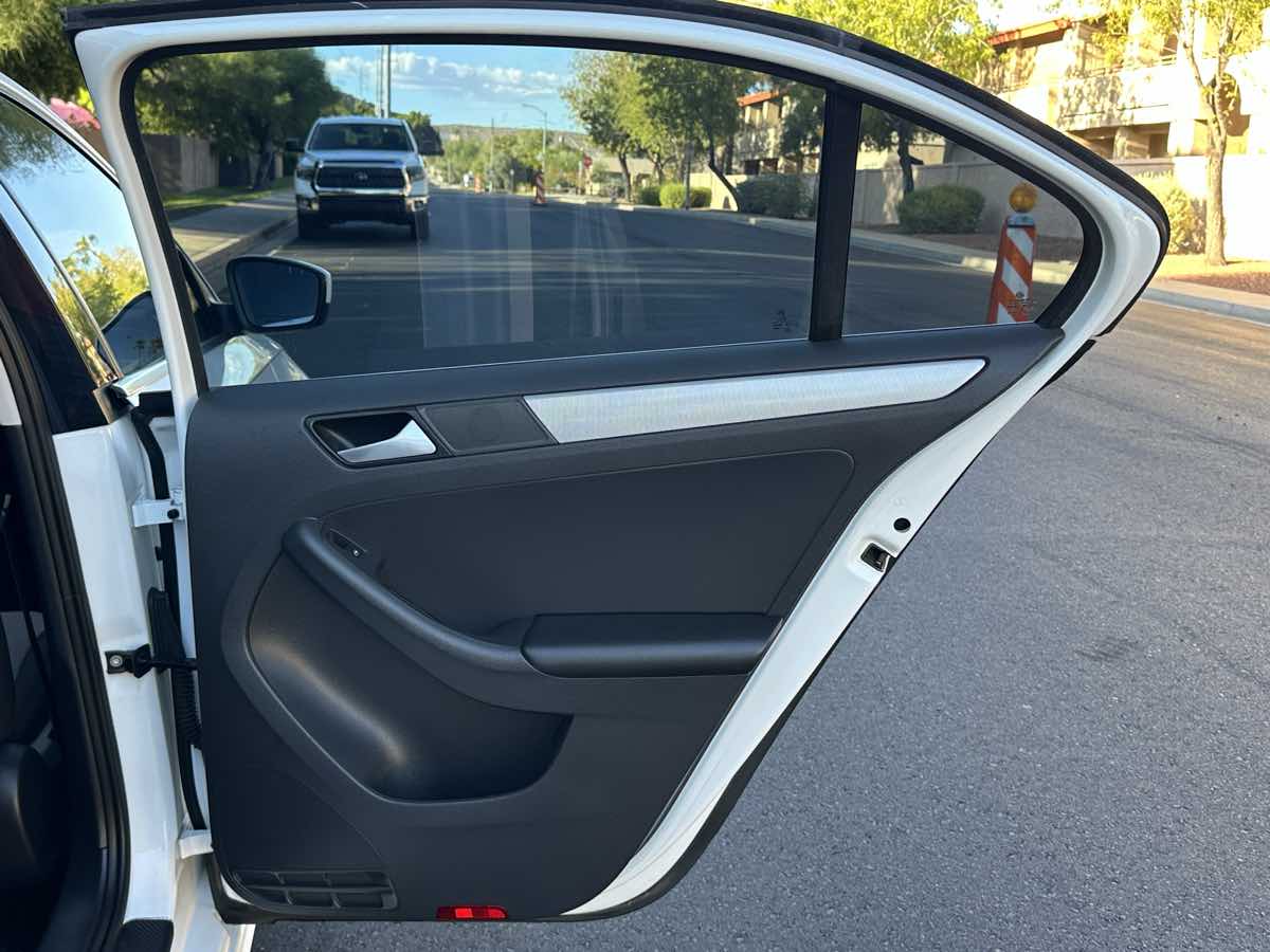 2017 Volkswagen Jetta 1.4T S photo 40