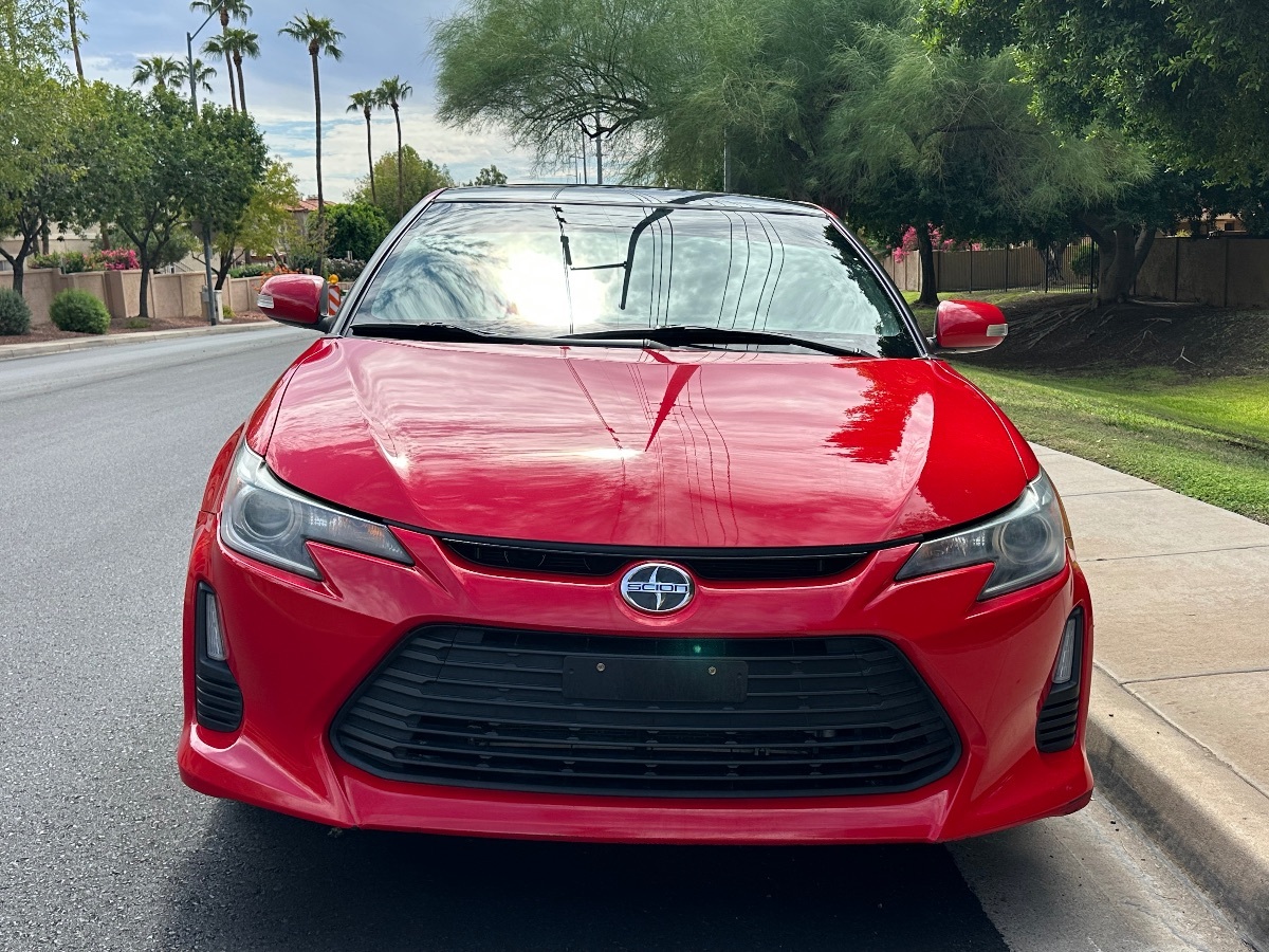 2014 Scion tC photo 3