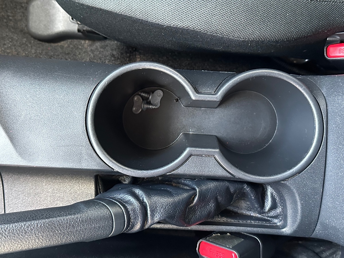 2014 Scion tC photo 24