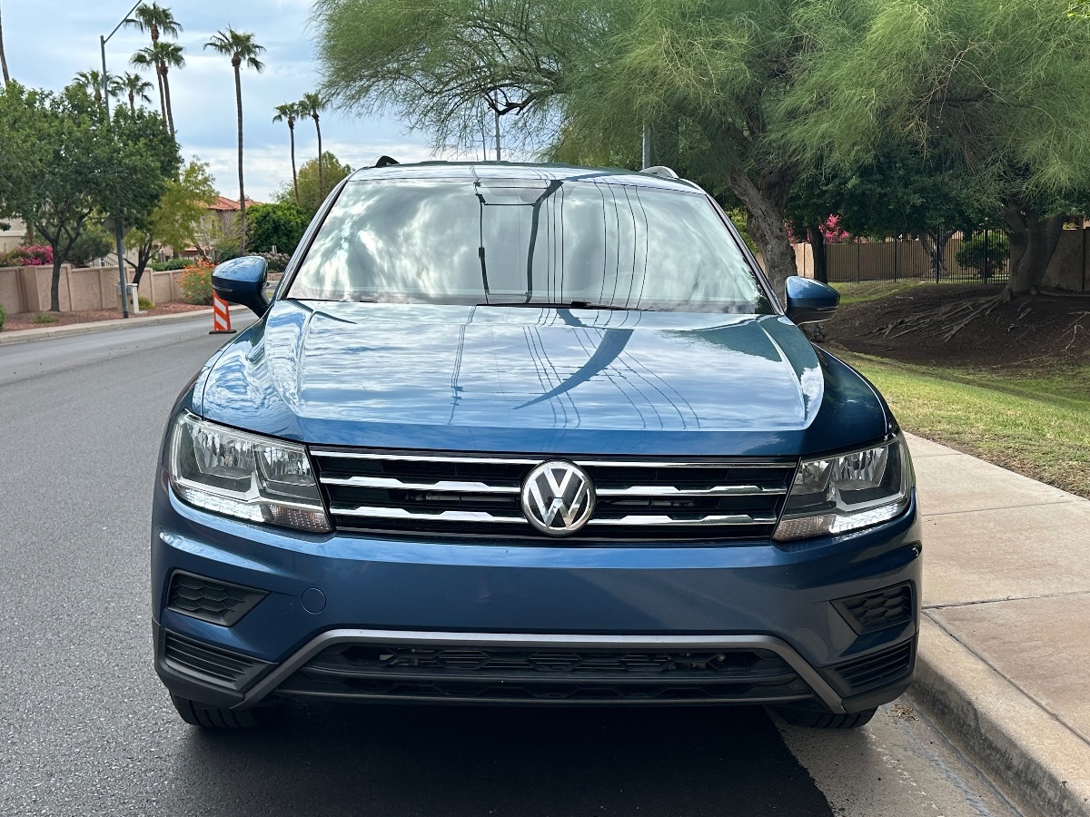 2020 Volkswagen Tiguan SE photo 3
