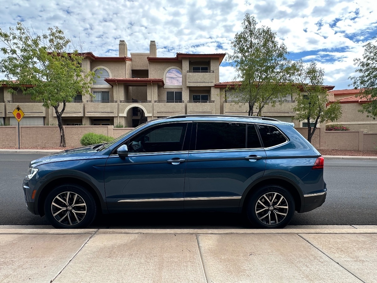 2020 Volkswagen Tiguan SE photo 5