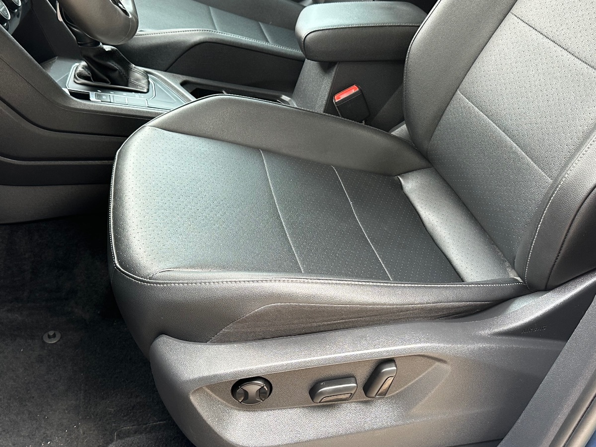 2020 Volkswagen Tiguan SE photo 10