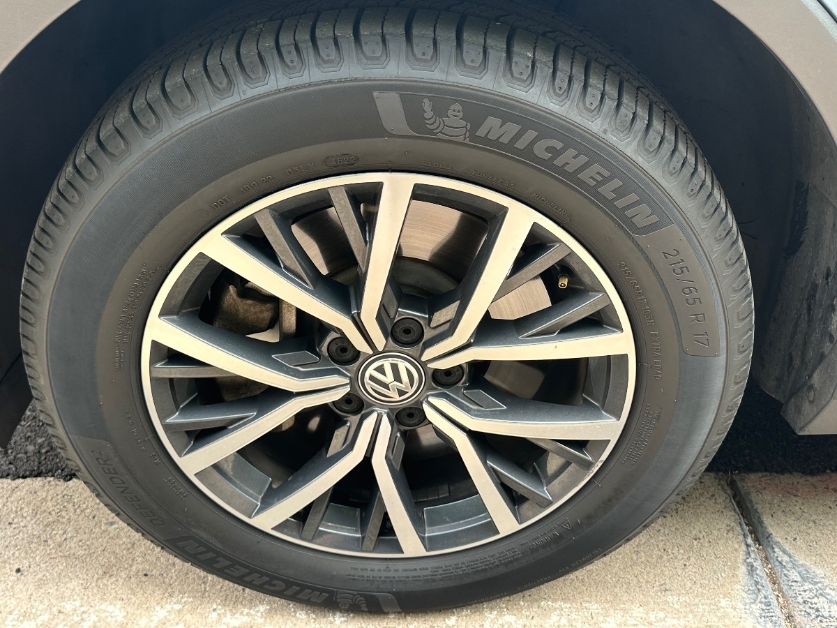 2020 Volkswagen Tiguan SE photo 52