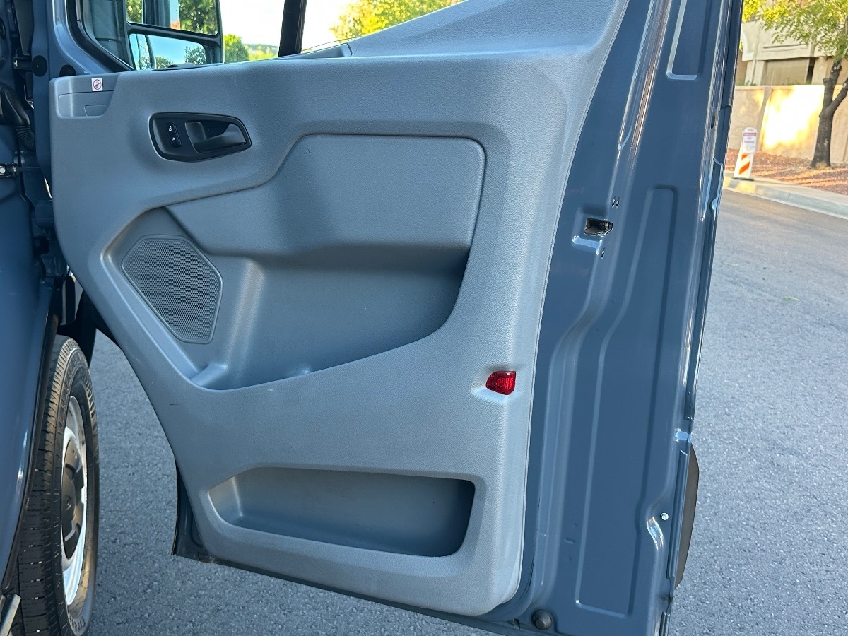2019 Ford Transit Van photo 13