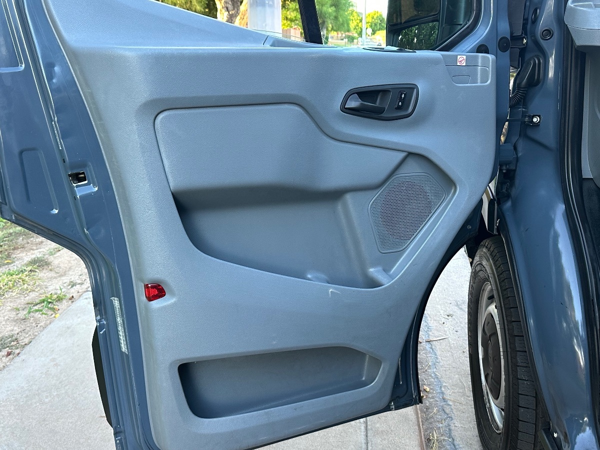2019 Ford Transit Van photo 14
