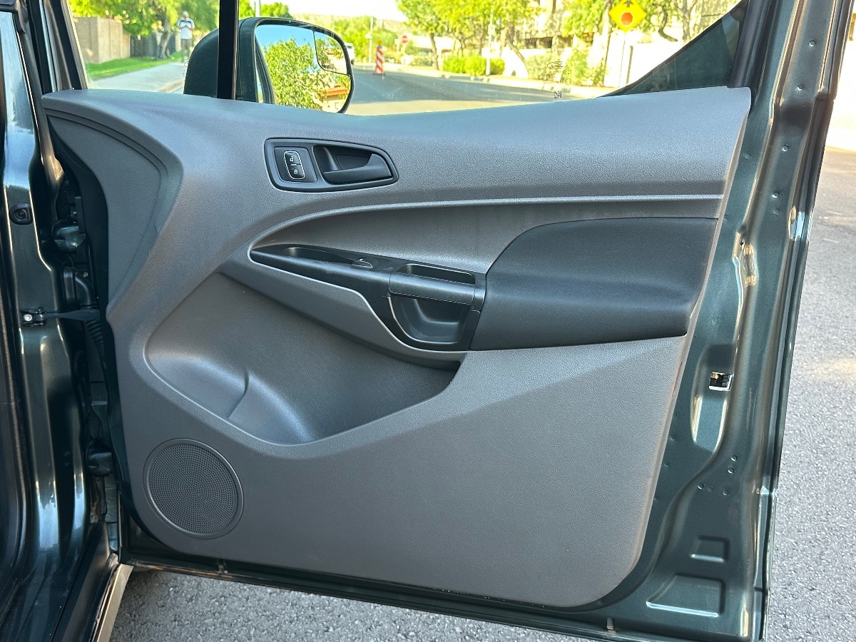 2019 Ford Transit XL photo 38