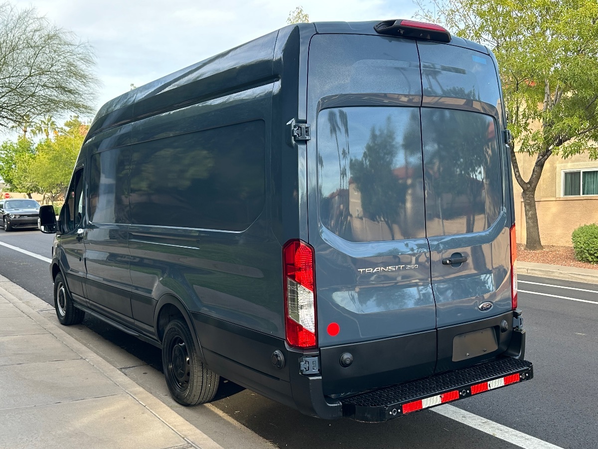 2019 Ford Transit Van photo 4