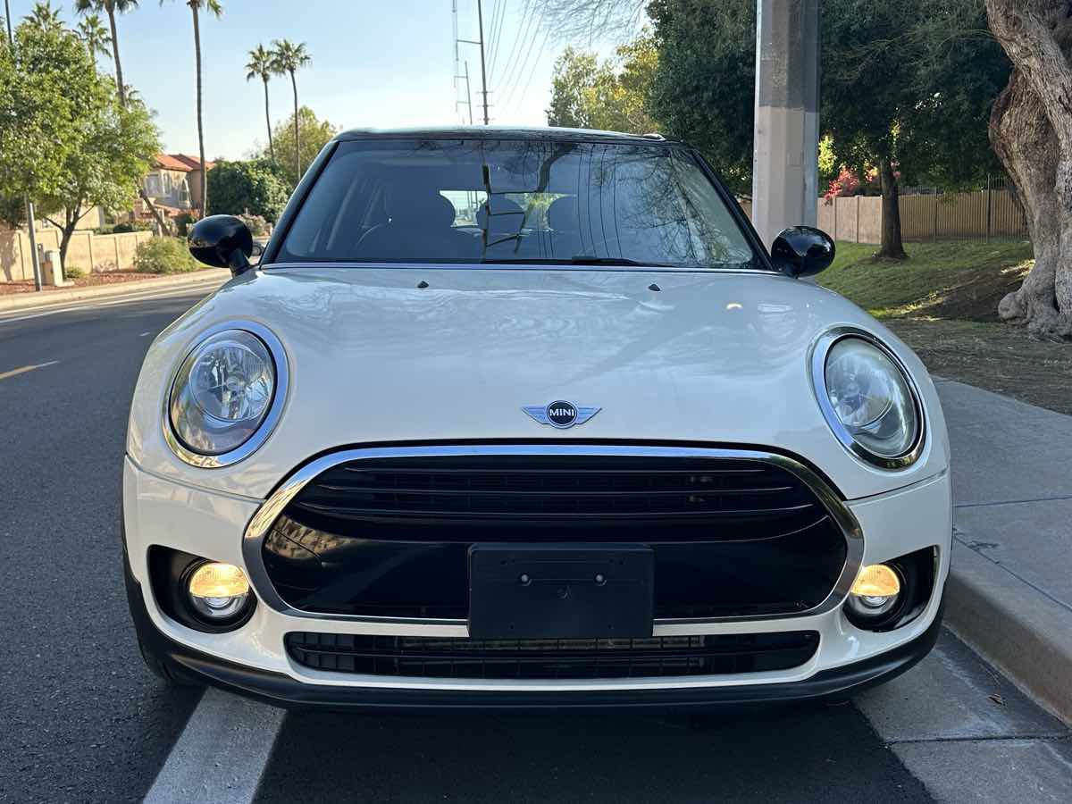 2016 Mini Clubman Base photo 3