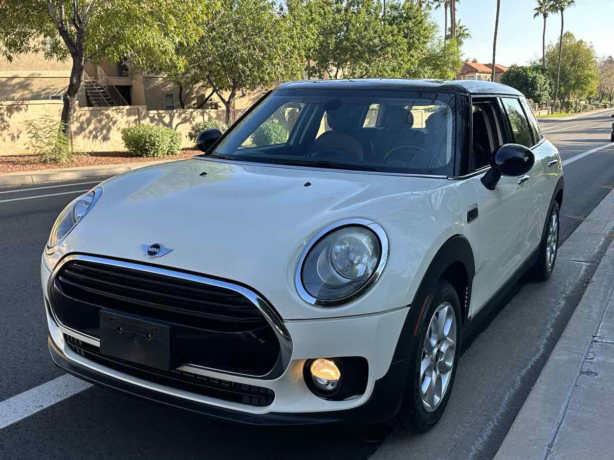 2016 Mini Clubman Base photo 4
