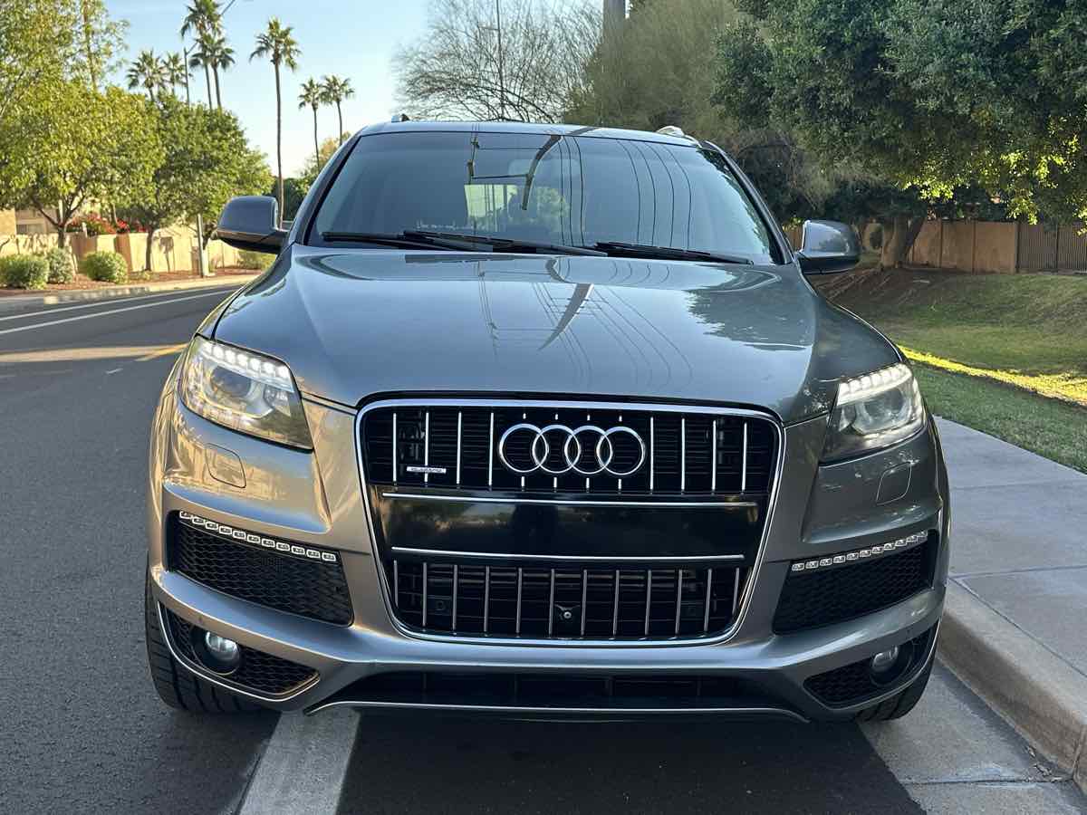 2015 Audi Q7 3.0T S line Prestige photo 3