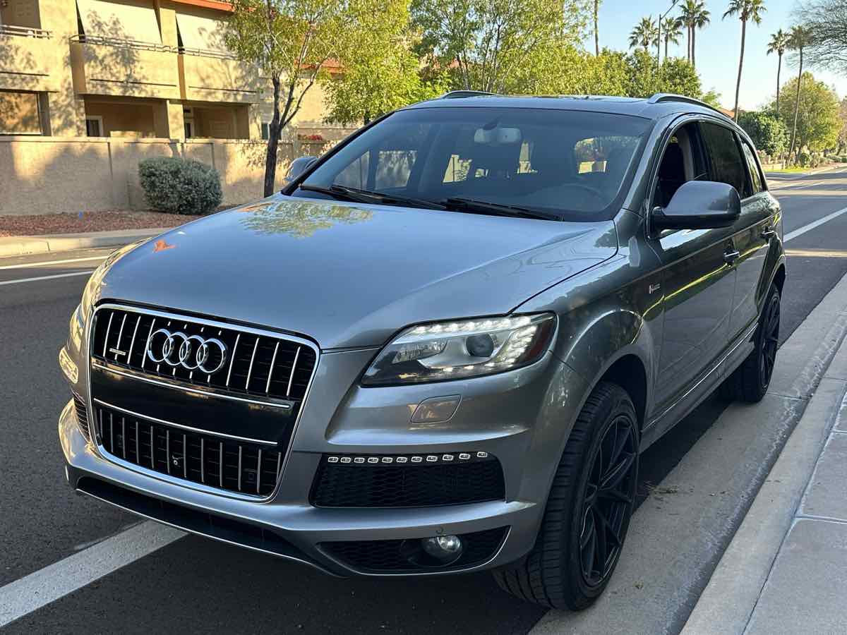 2015 Audi Q7 3.0T S line Prestige photo 4