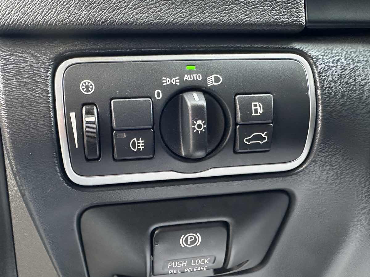 2015 Volvo V60 Premier Plus - Photo 26