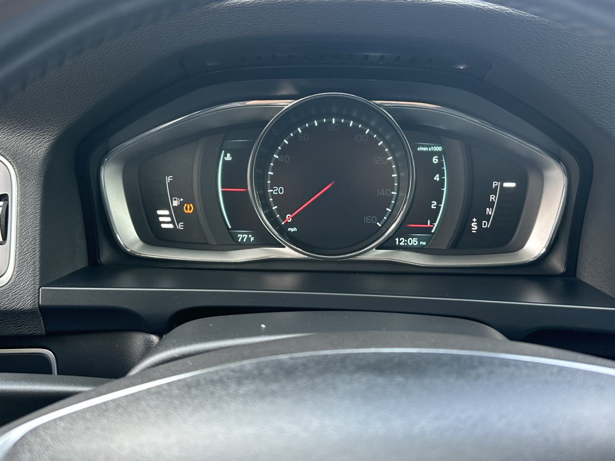 2015 Volvo V60 Premier Plus - Photo 33