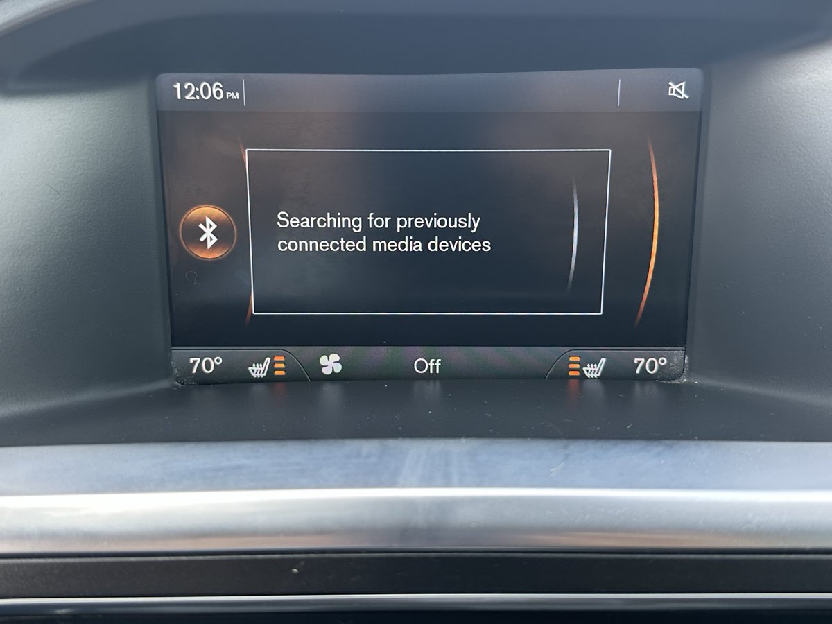 2015 Volvo V60 Premier Plus - Photo 38