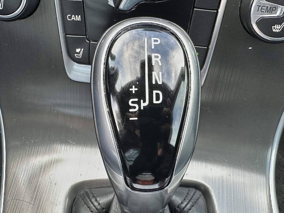 2015 Volvo V60 Premier Plus - Photo 39