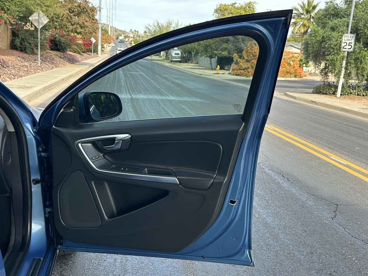 2015 Volvo V60 Premier Plus - Photo 49