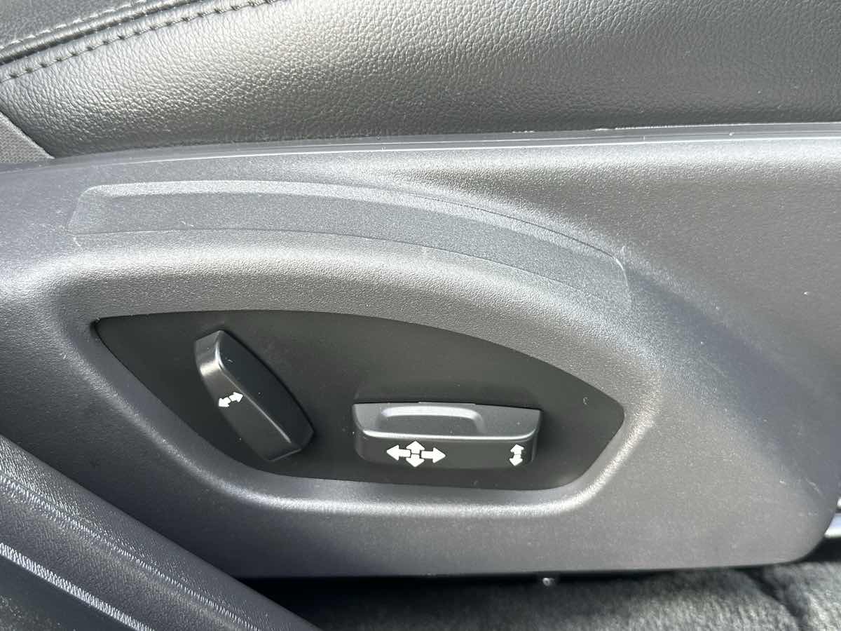 2015 Volvo V60 Premier Plus - Photo 23