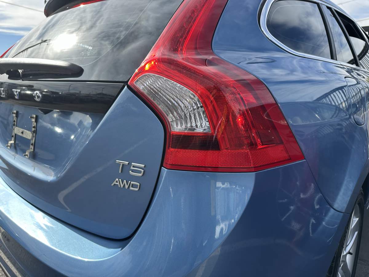2015 Volvo V60 Premier Plus - Photo 56