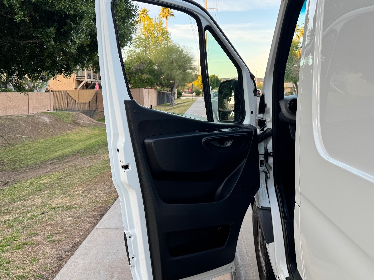 2022 Mercedes-Benz Sprinter Cargo Van Base - Photo 44