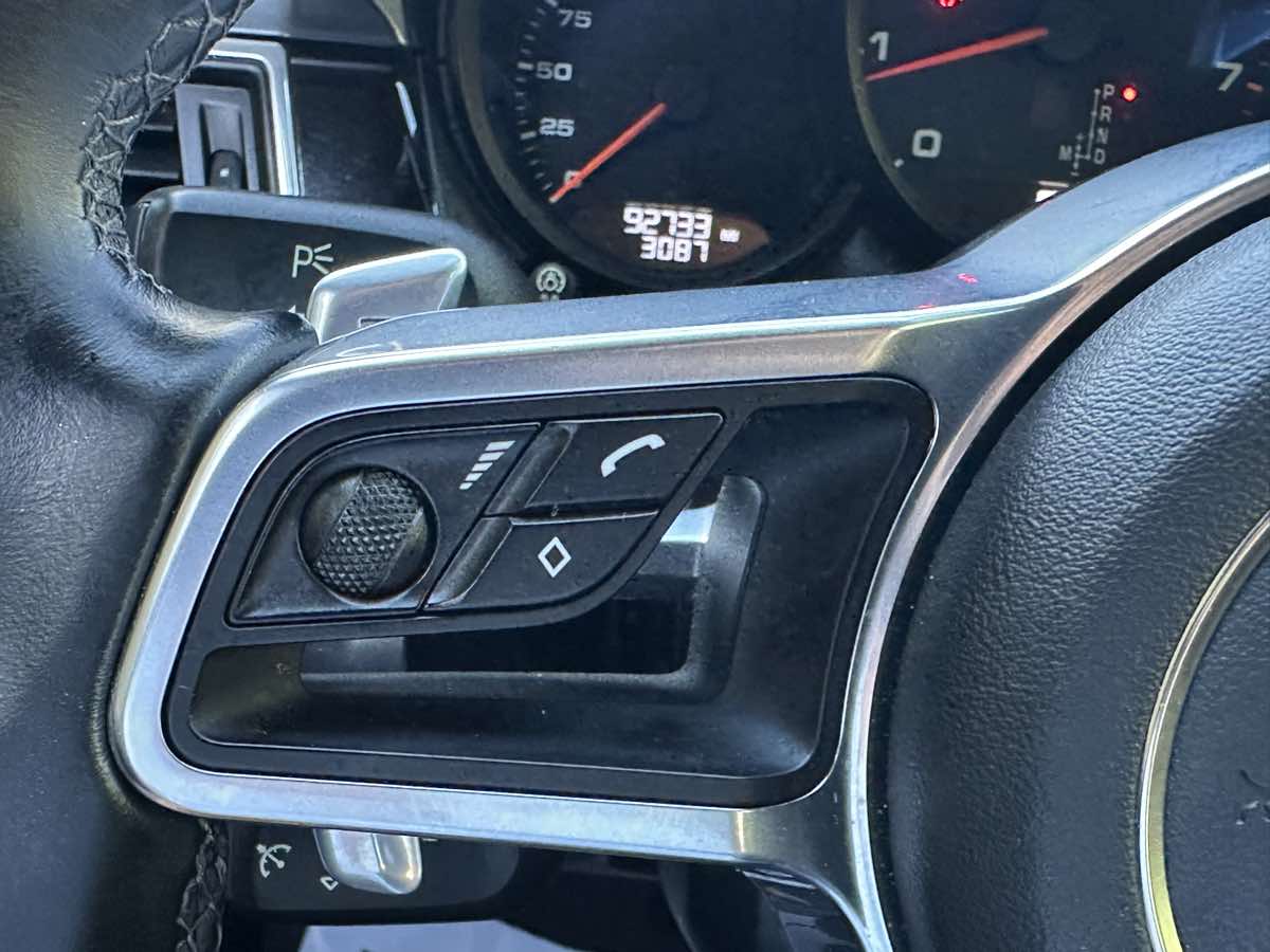 2018 Porsche Macan Base - Photo 28
