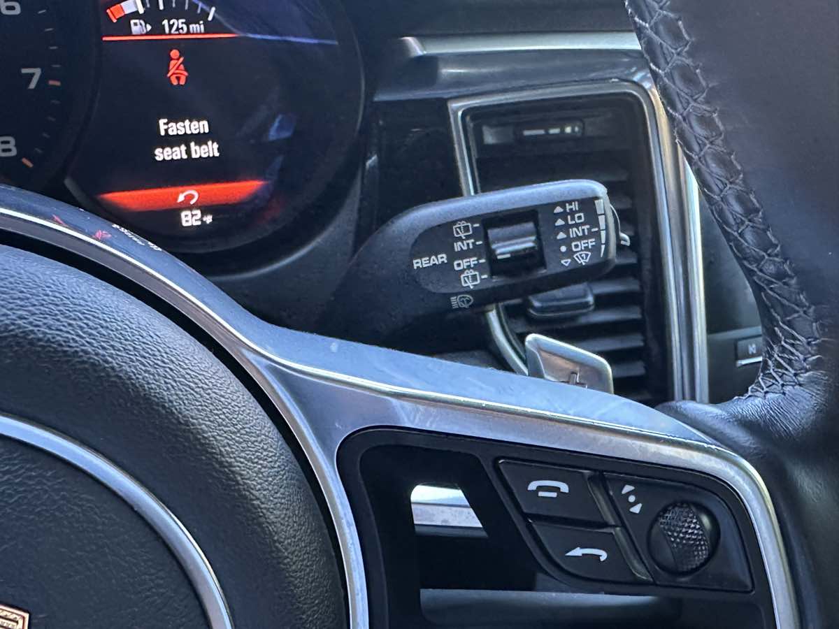 2018 Porsche Macan Base - Photo 29