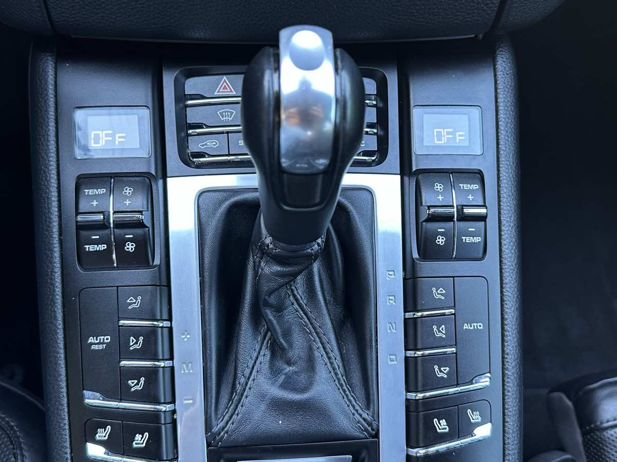 2018 Porsche Macan Base - Photo 35