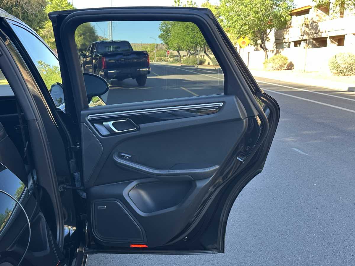 2018 Porsche Macan Base - Photo 50