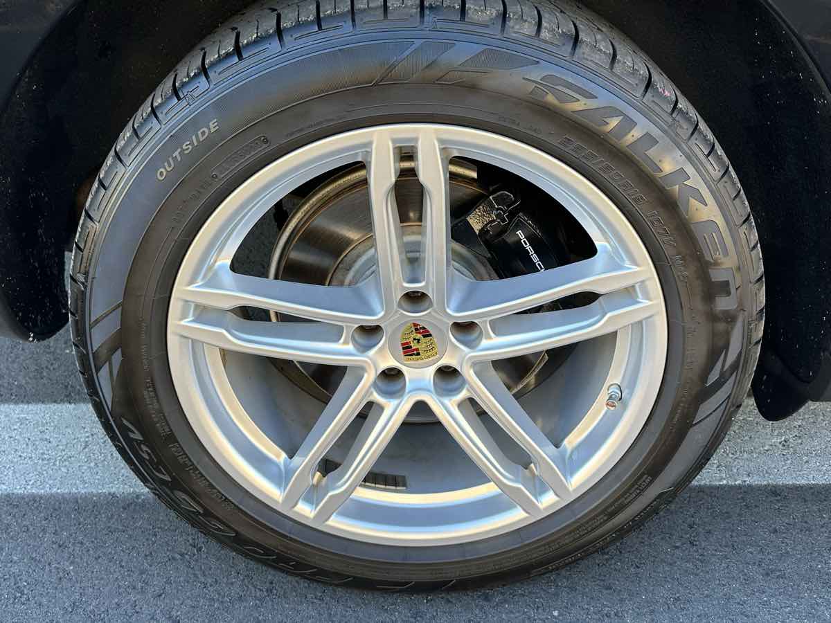 2018 Porsche Macan Base - Photo 61