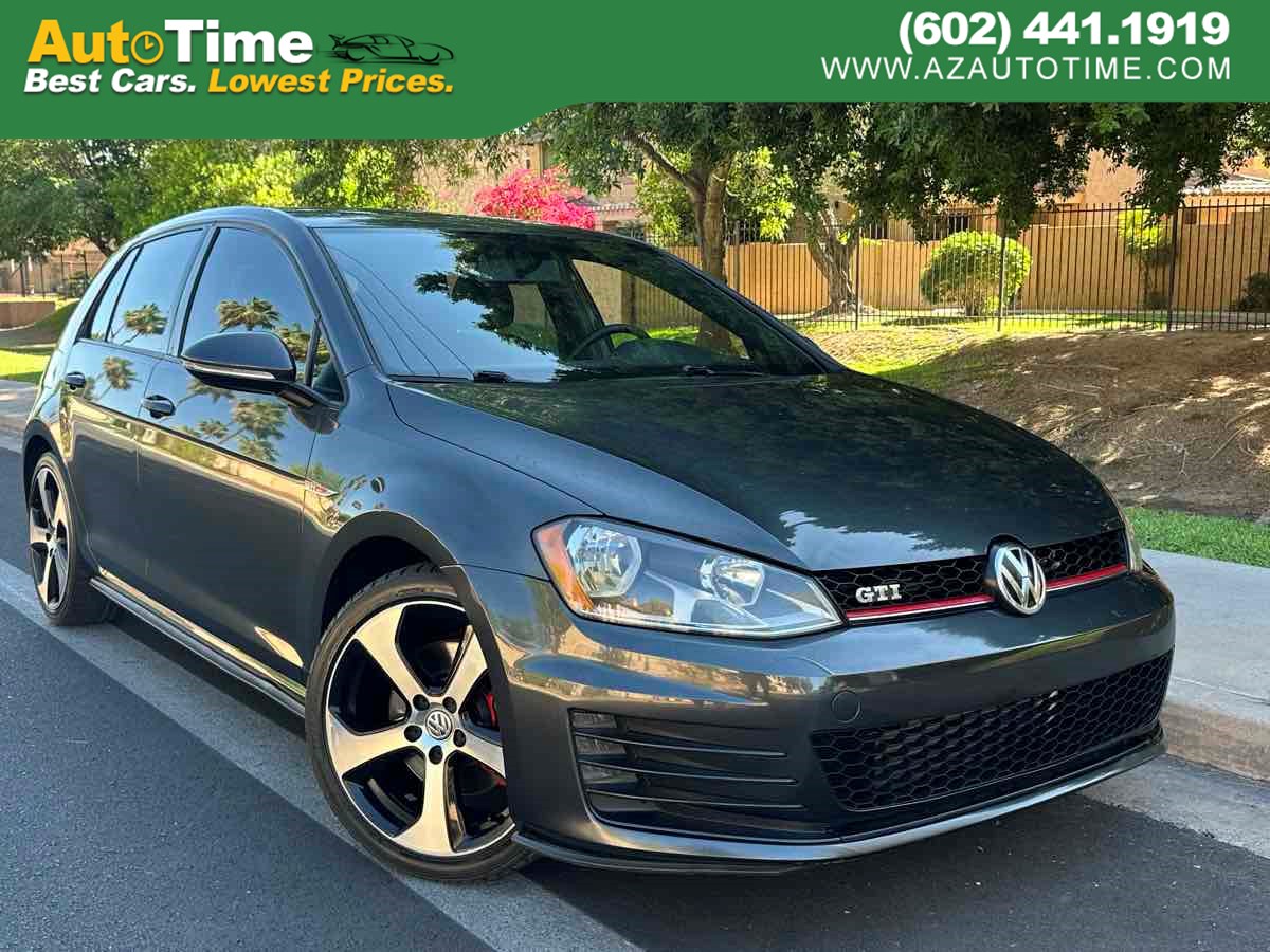 2015 Volkswagen Golf GTI 2.0T S 4-door PZEV's photo
