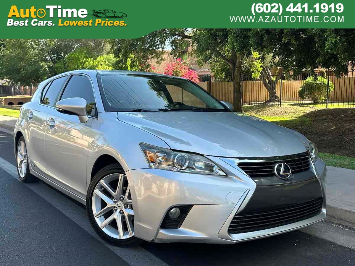 2014 Lexus CT 200h 200h's photo