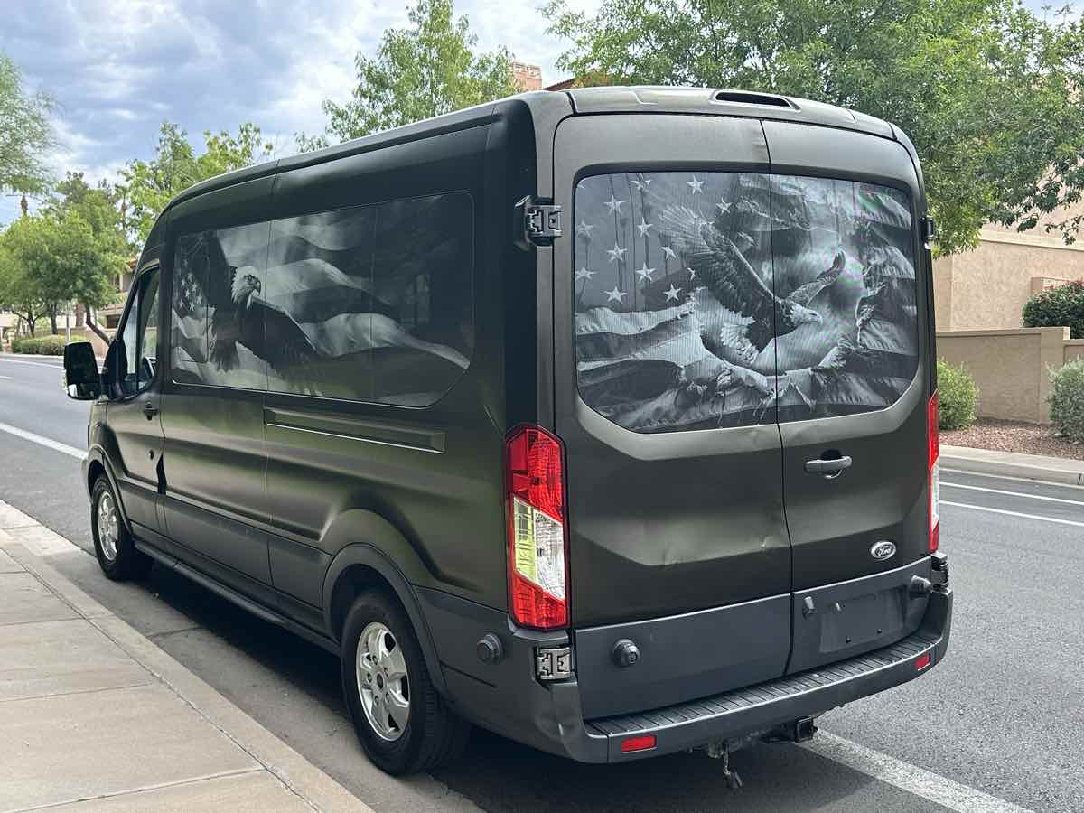 Ford Transit photo 6
