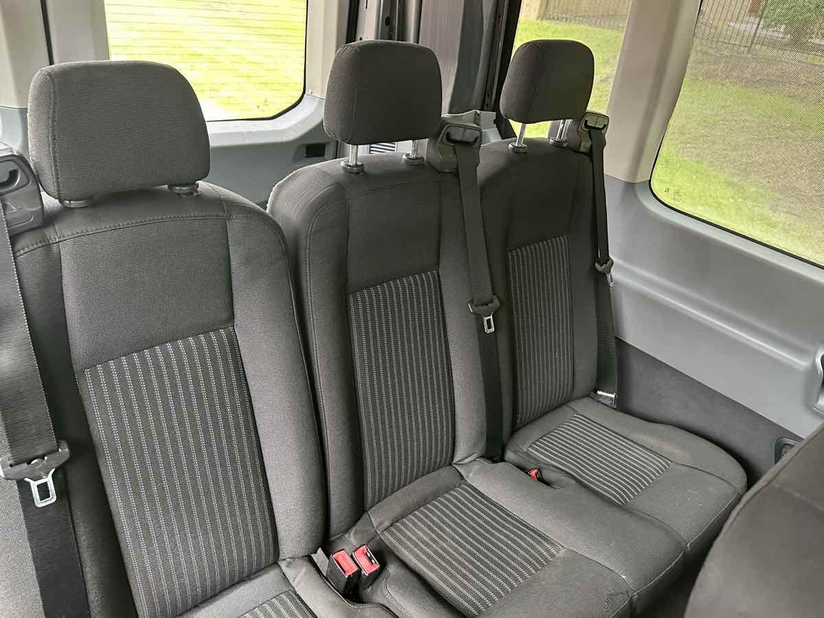 Ford Transit photo 21