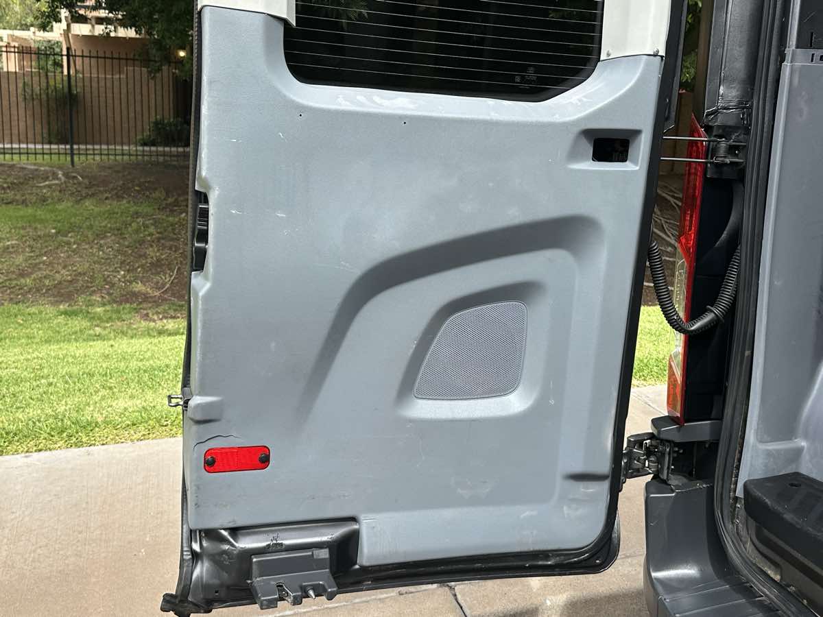 Ford Transit photo 37