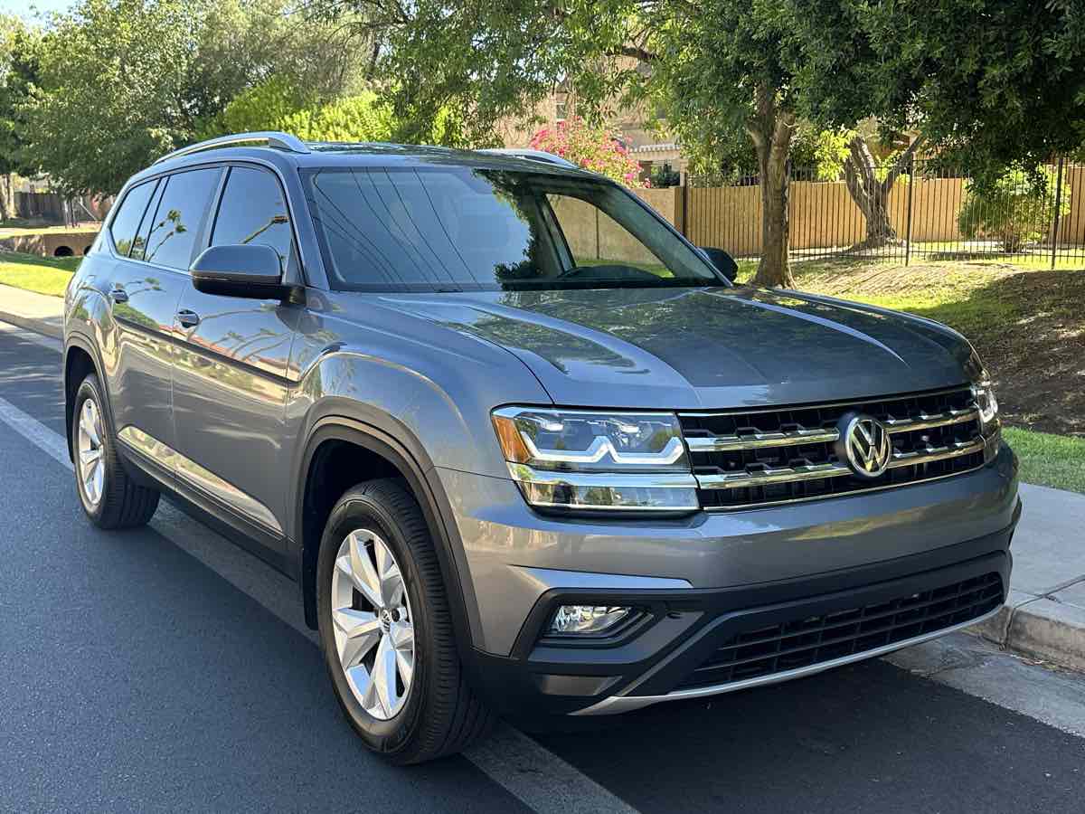 Volkswagen Atlas photo 2