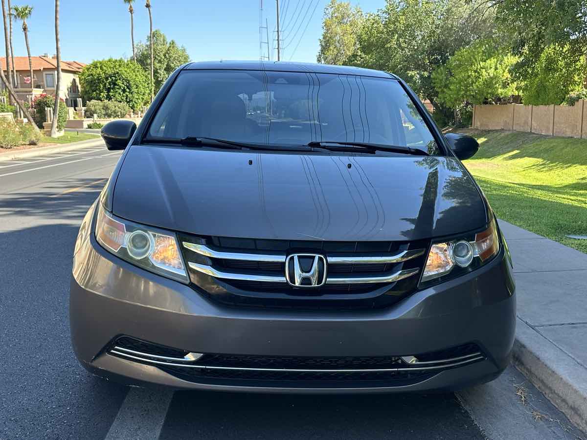 Honda Odyssey photo 3