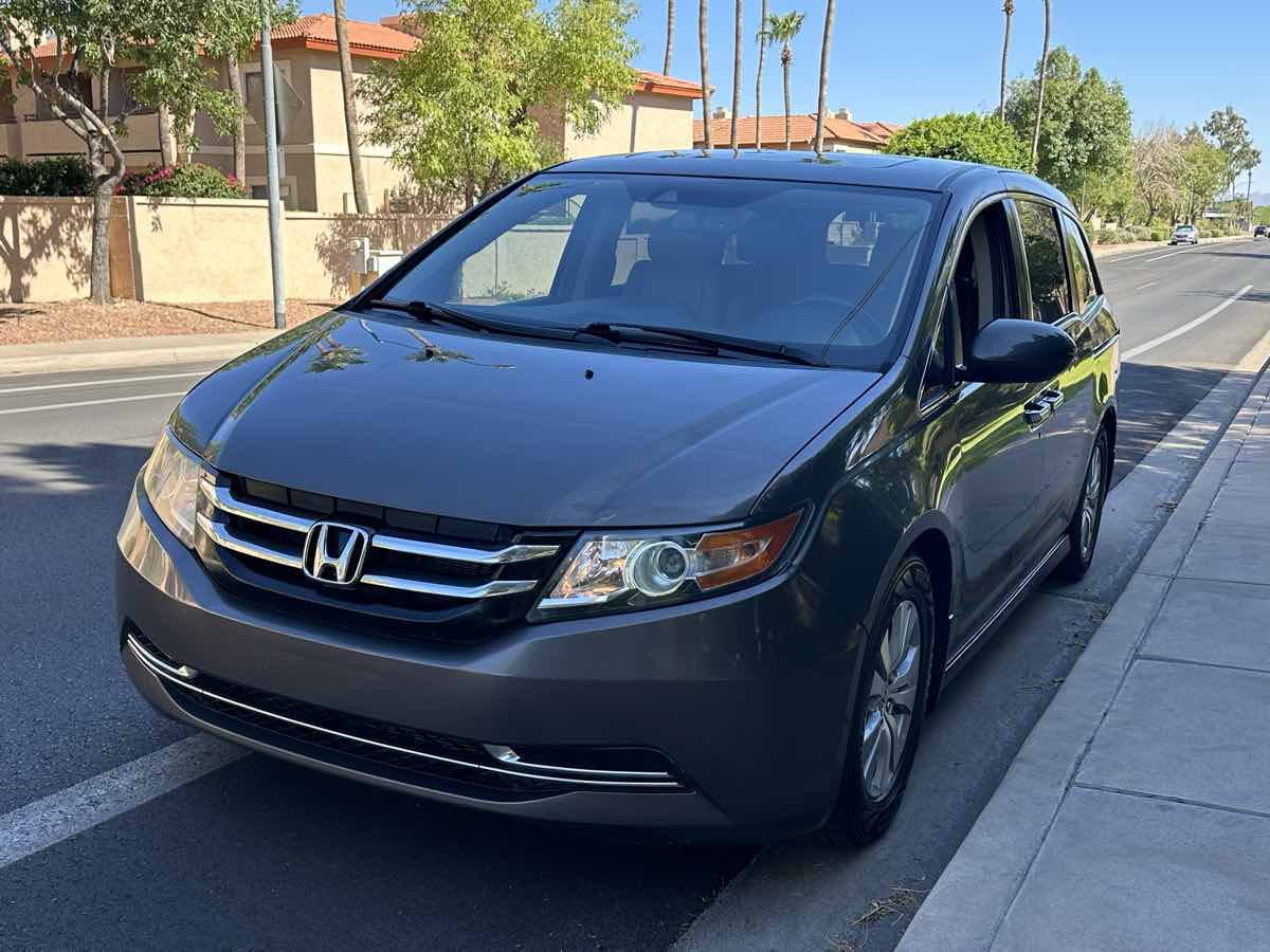 Honda Odyssey photo 4