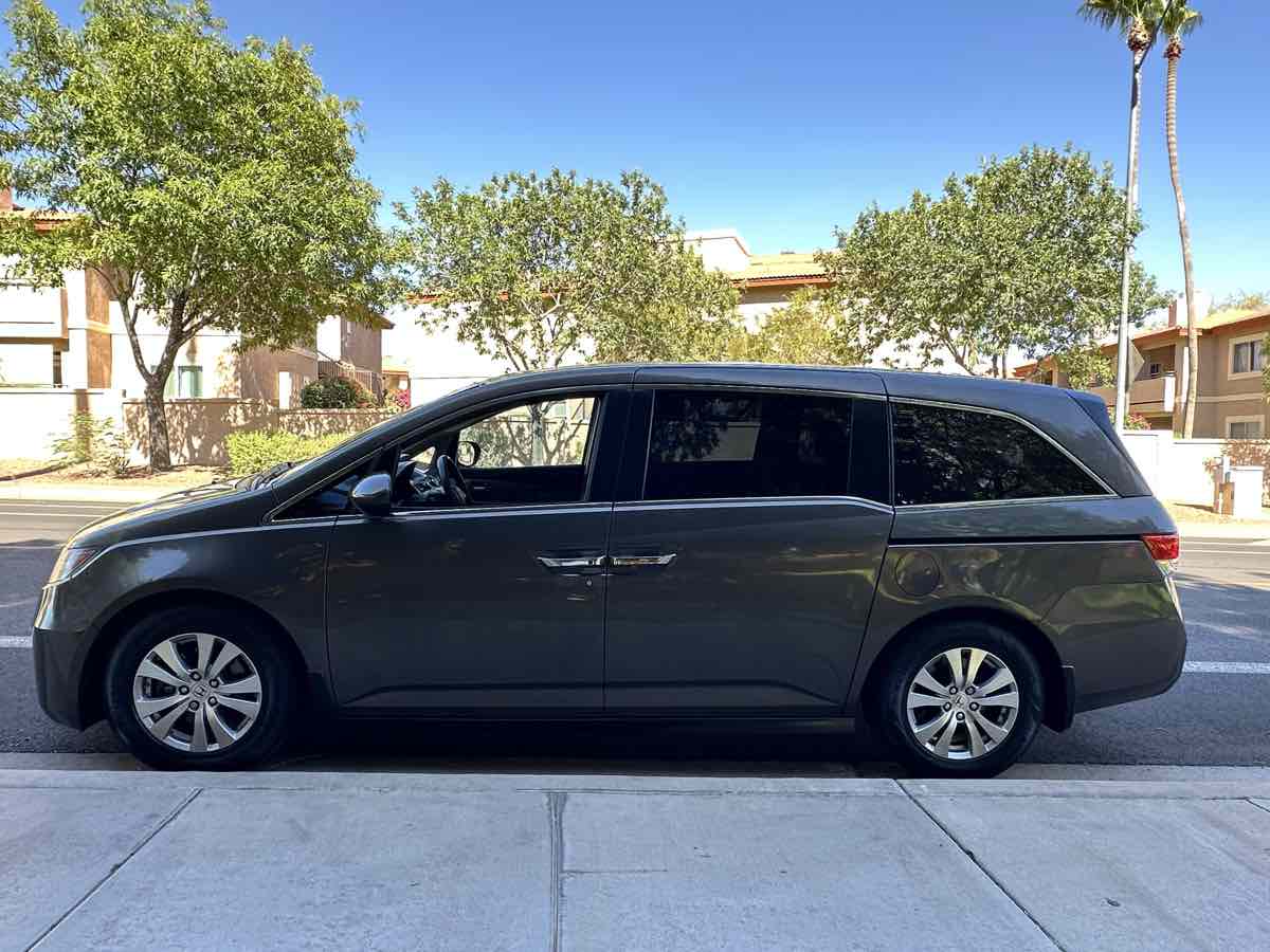 Honda Odyssey photo 5
