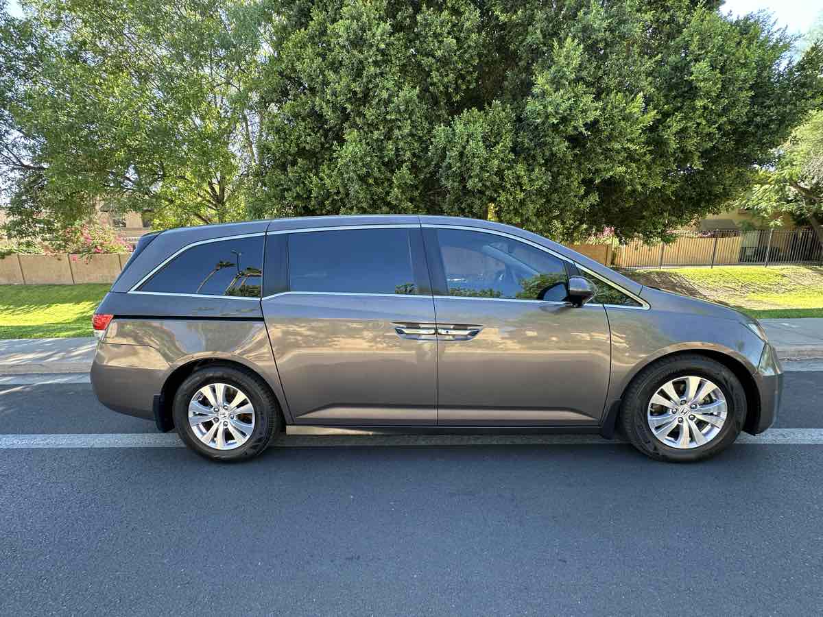 Honda Odyssey photo 9