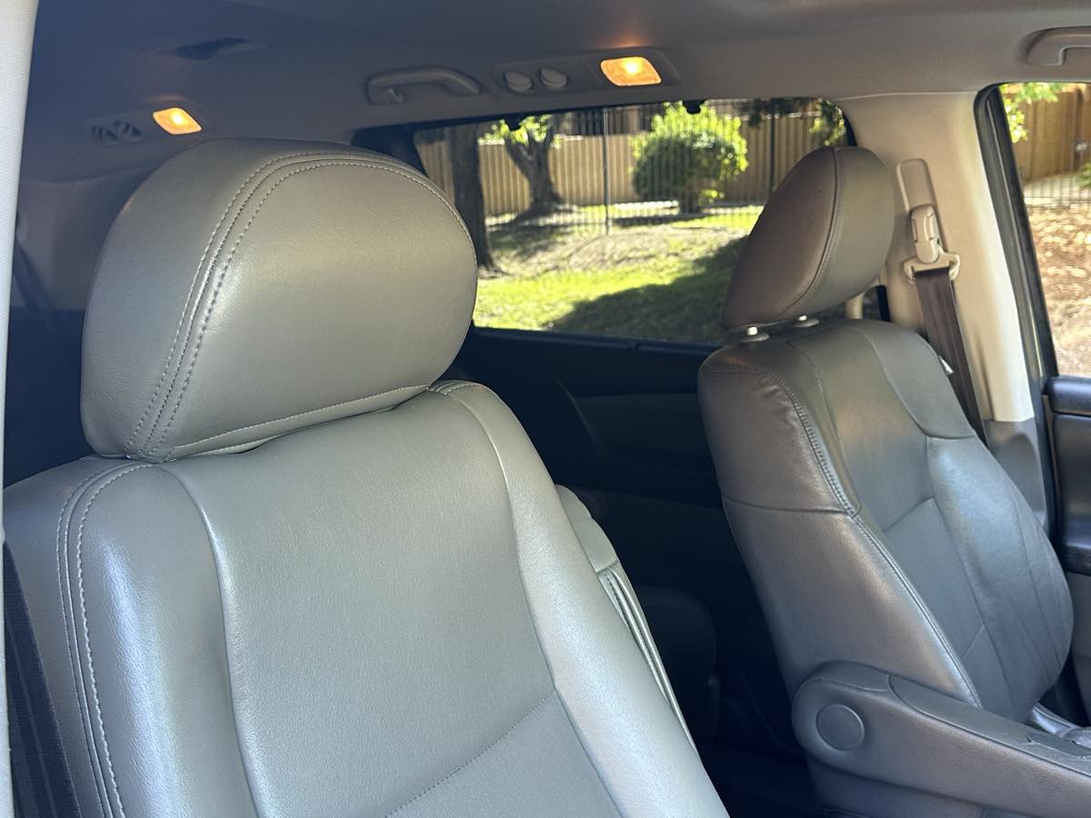 Honda Odyssey photo 12