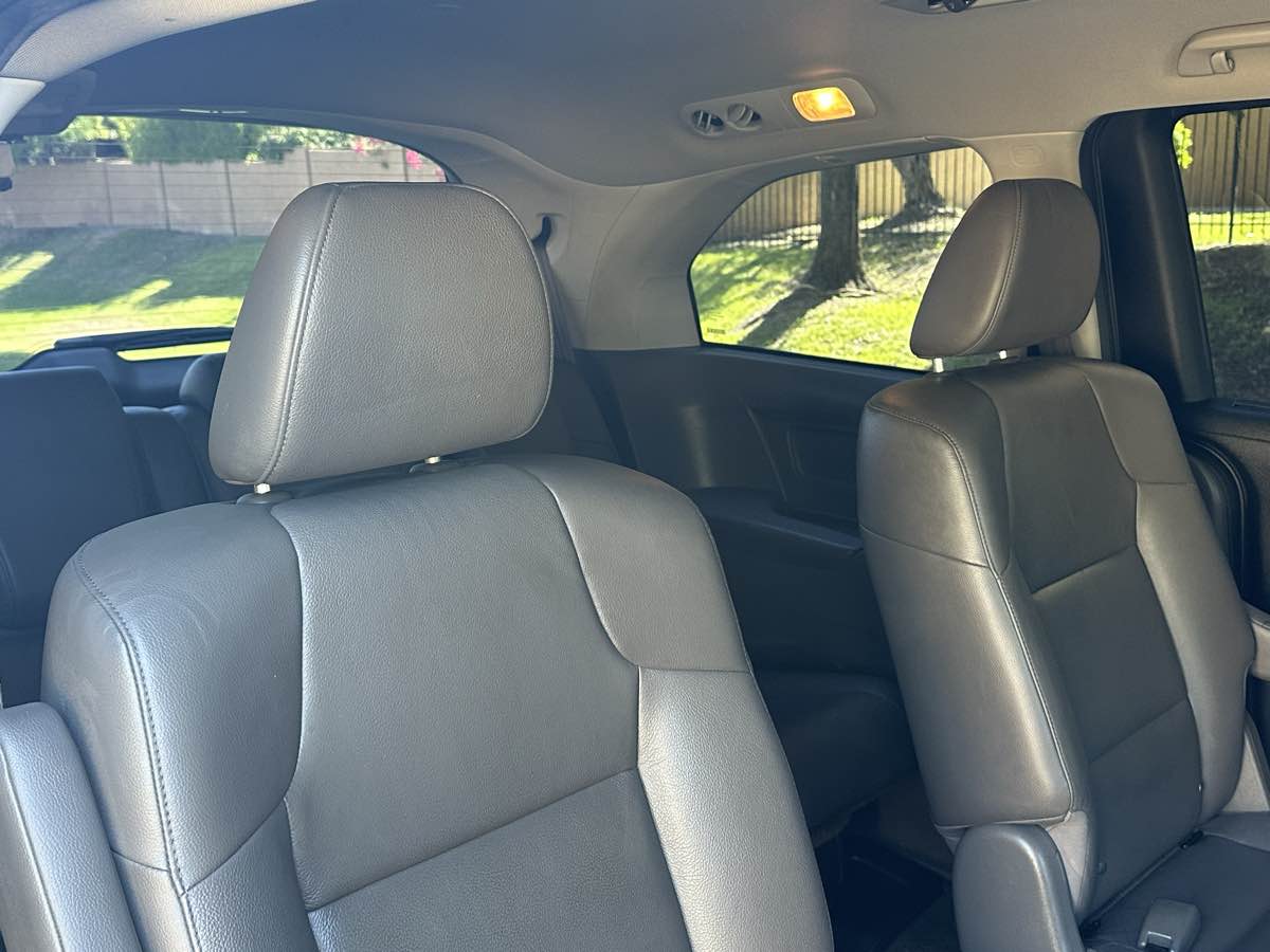 Honda Odyssey photo 16