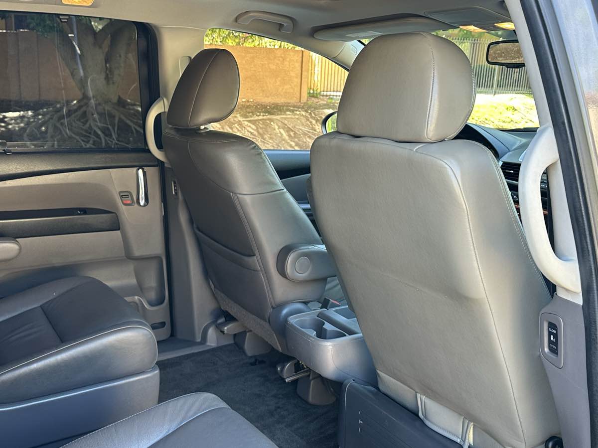 Honda Odyssey photo 17