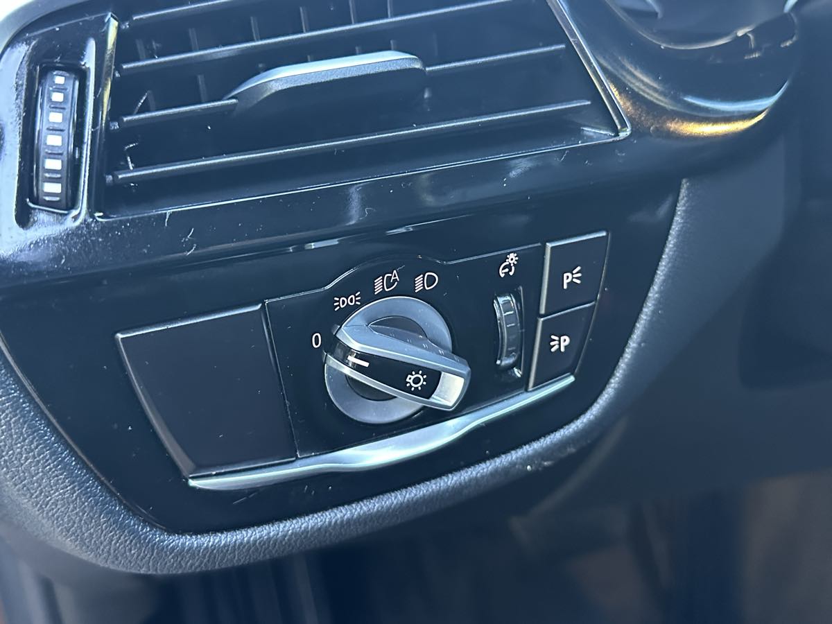 BMW 5 Series photo 28