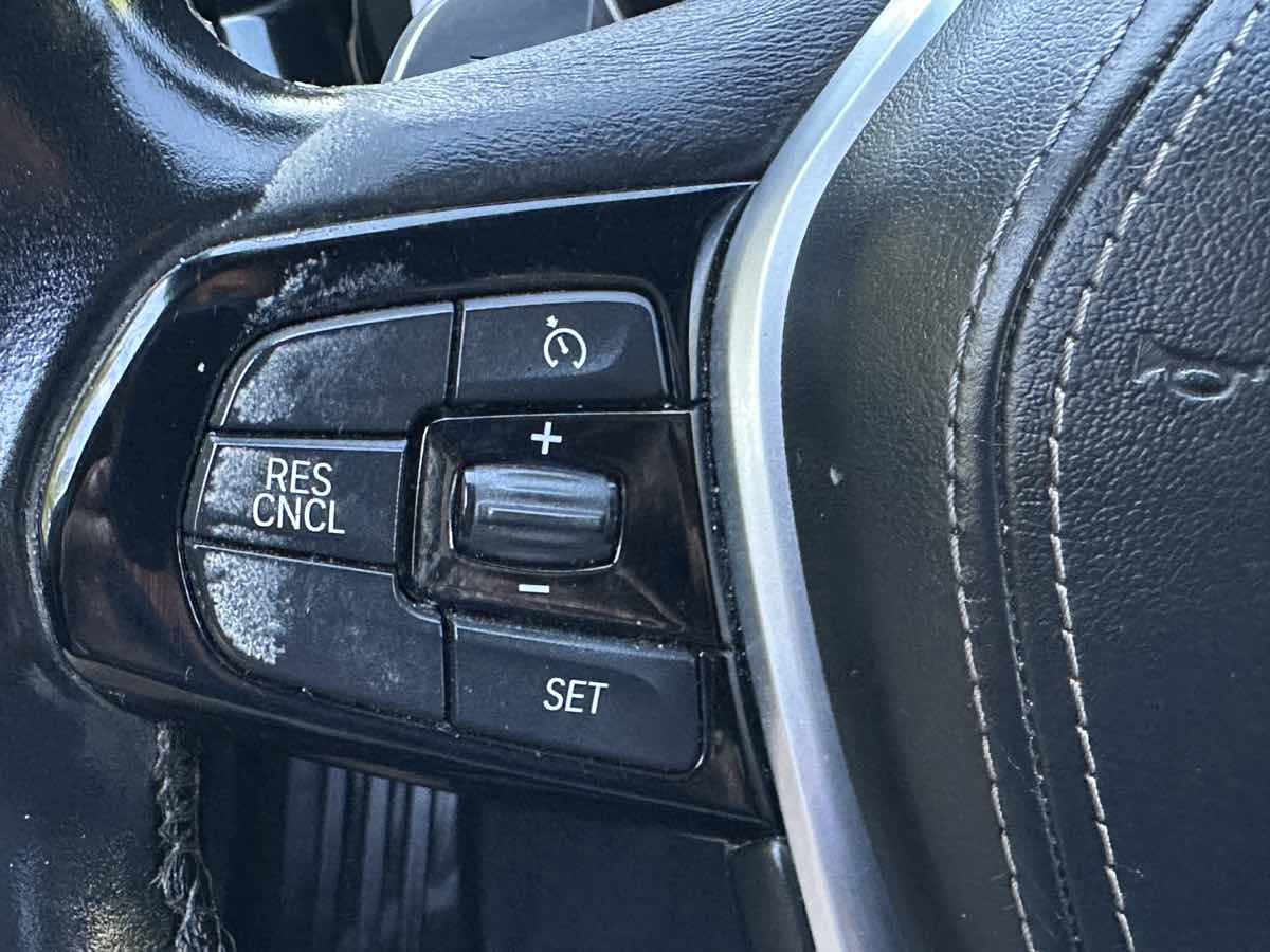 BMW 5 Series photo 41