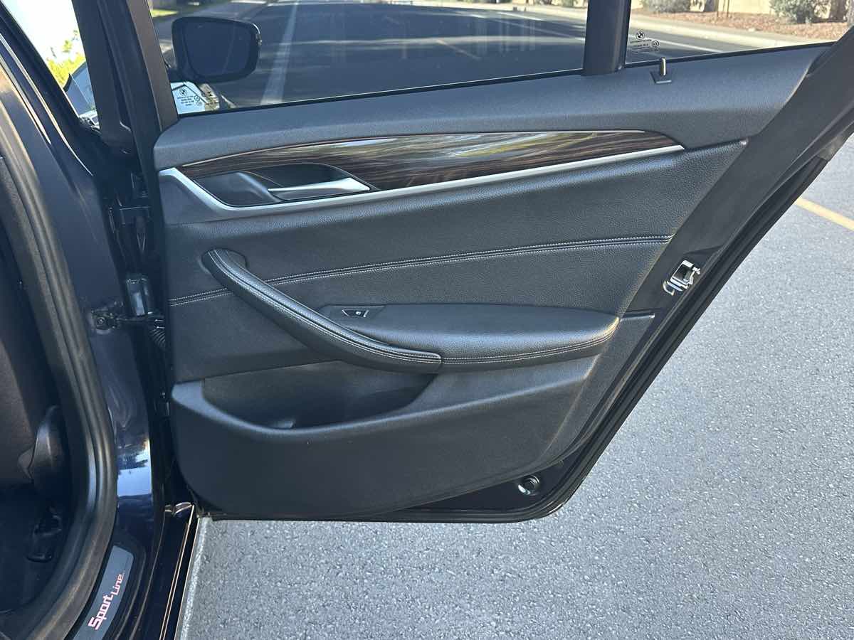 BMW 5 Series photo 45