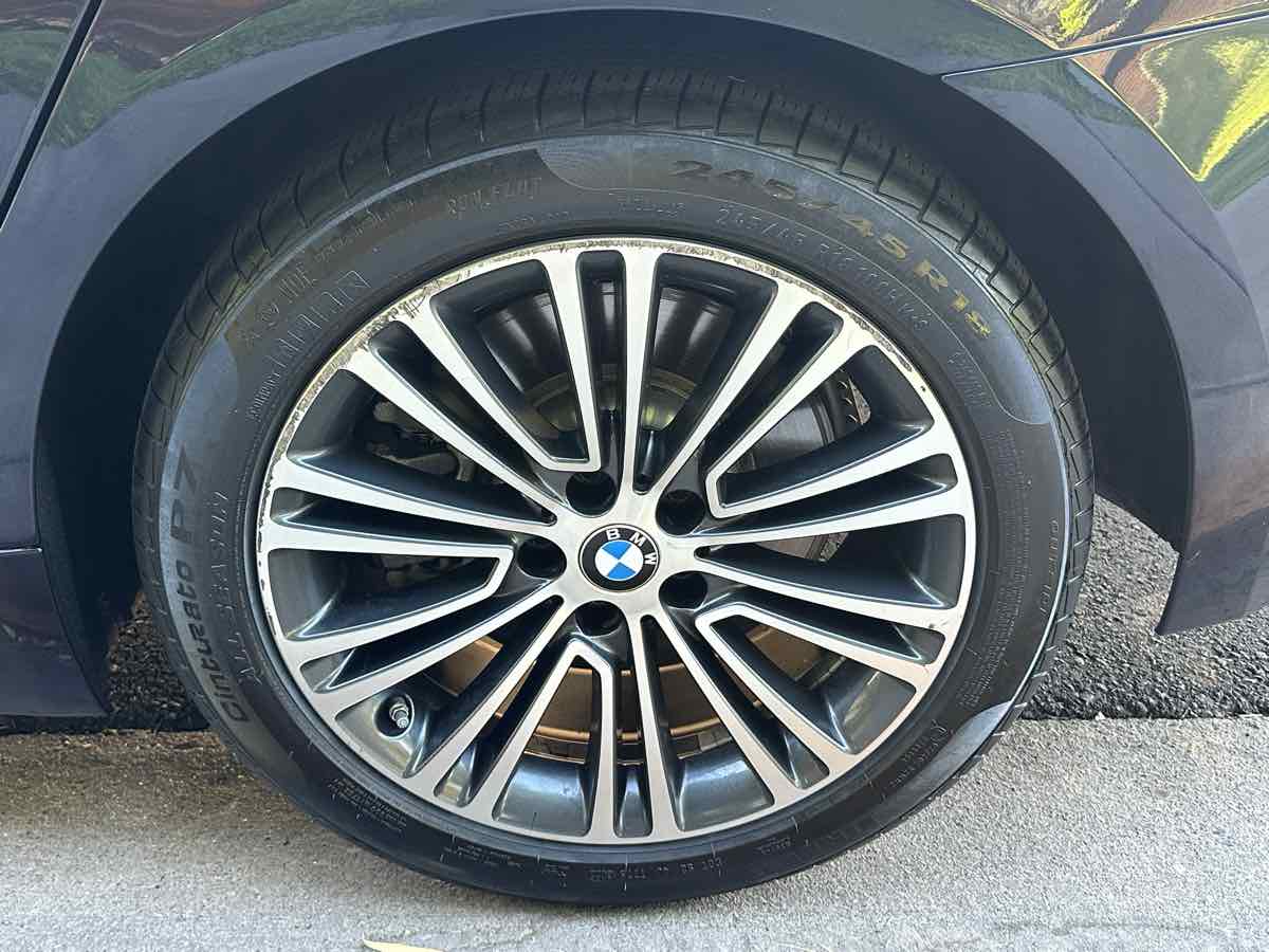 BMW 5 Series photo 60