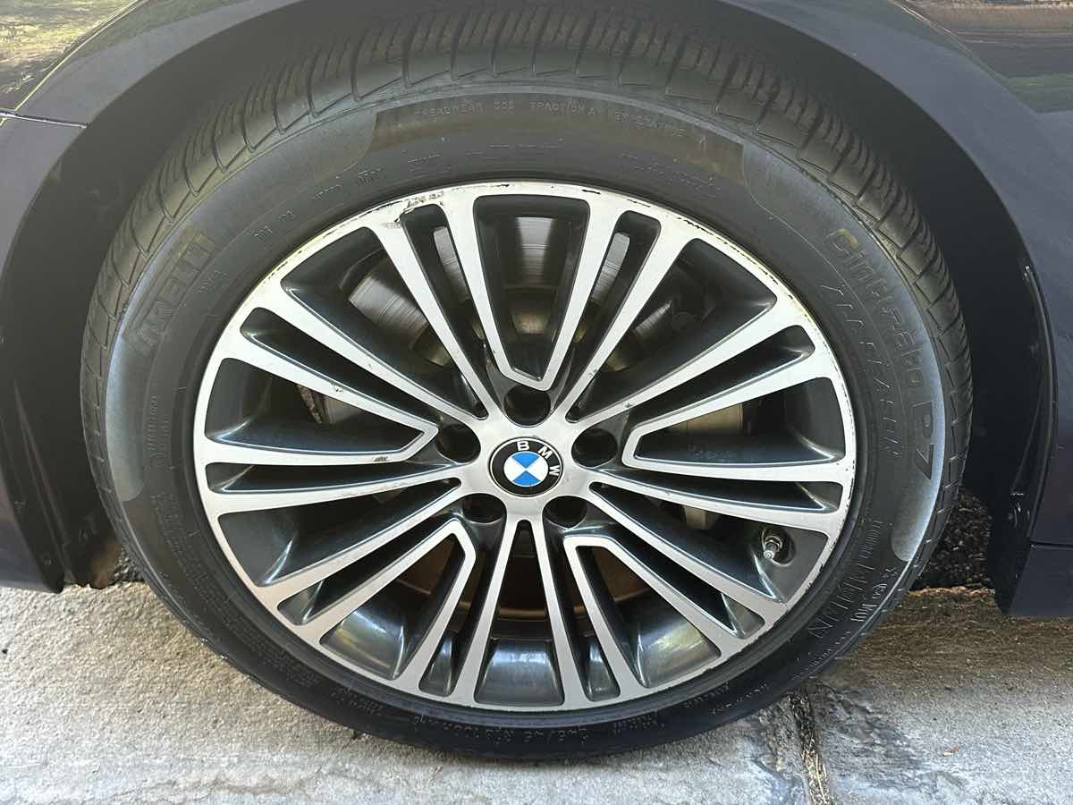 BMW 5 Series photo 61